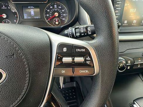 Used 2019 Kia Sorento L FWD image 22