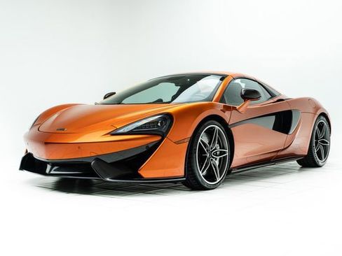 Used 2019 McLaren 570S Spider RWD image 11