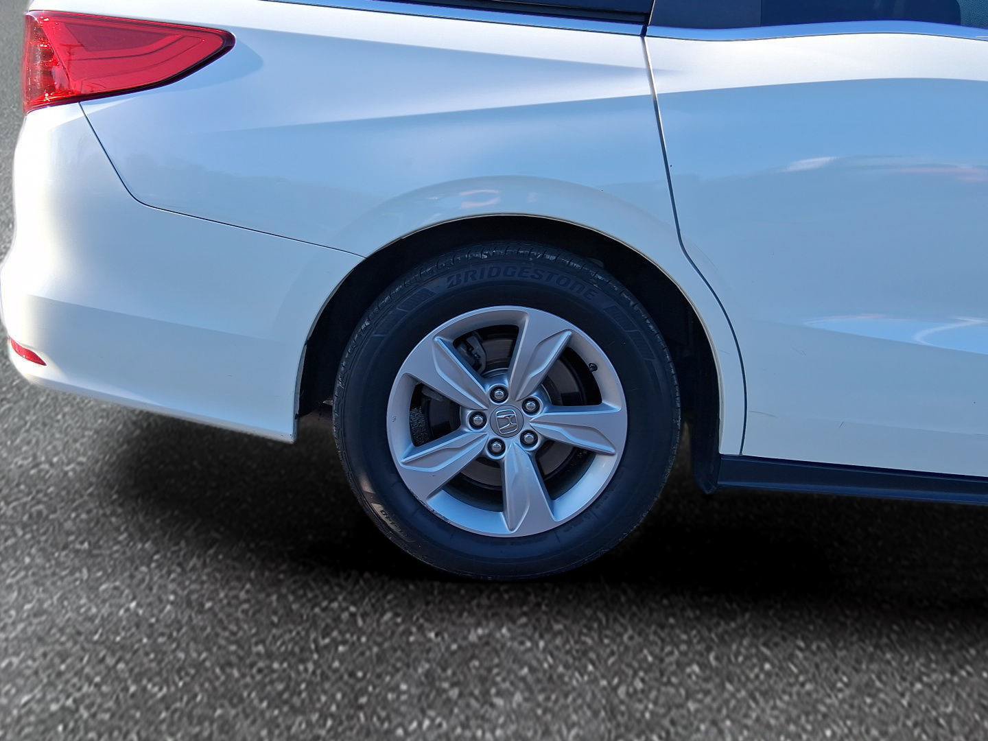 Used 2019 Honda Odyssey EX image 6