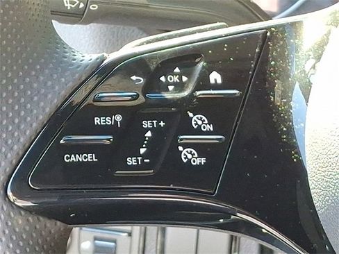 Used 2025 Mercedes-Benz Sprinter 2500 image 20