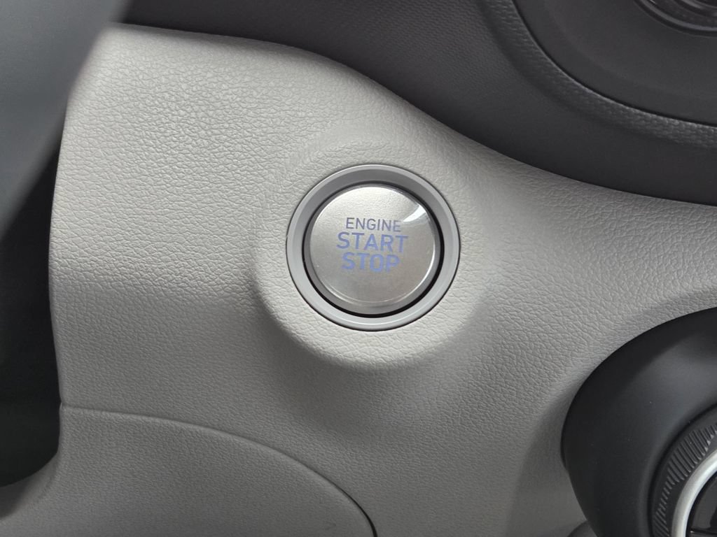 New 2026 Hyundai Venue SEL FWD image 13