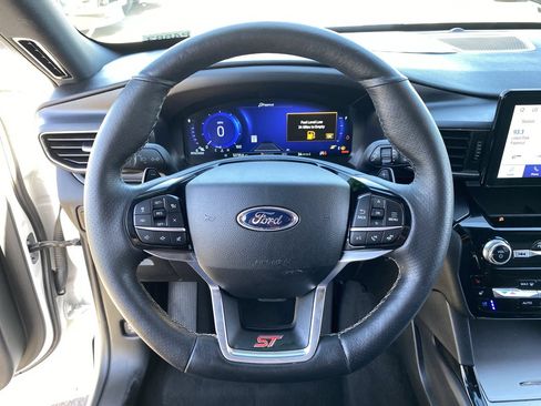 Used 2023 Ford Explorer ST w/ Equipment Group 401A AWD/4WD image 28