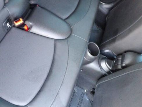 Used 2019 MINI Cooper 4-Door Hardtop image 24