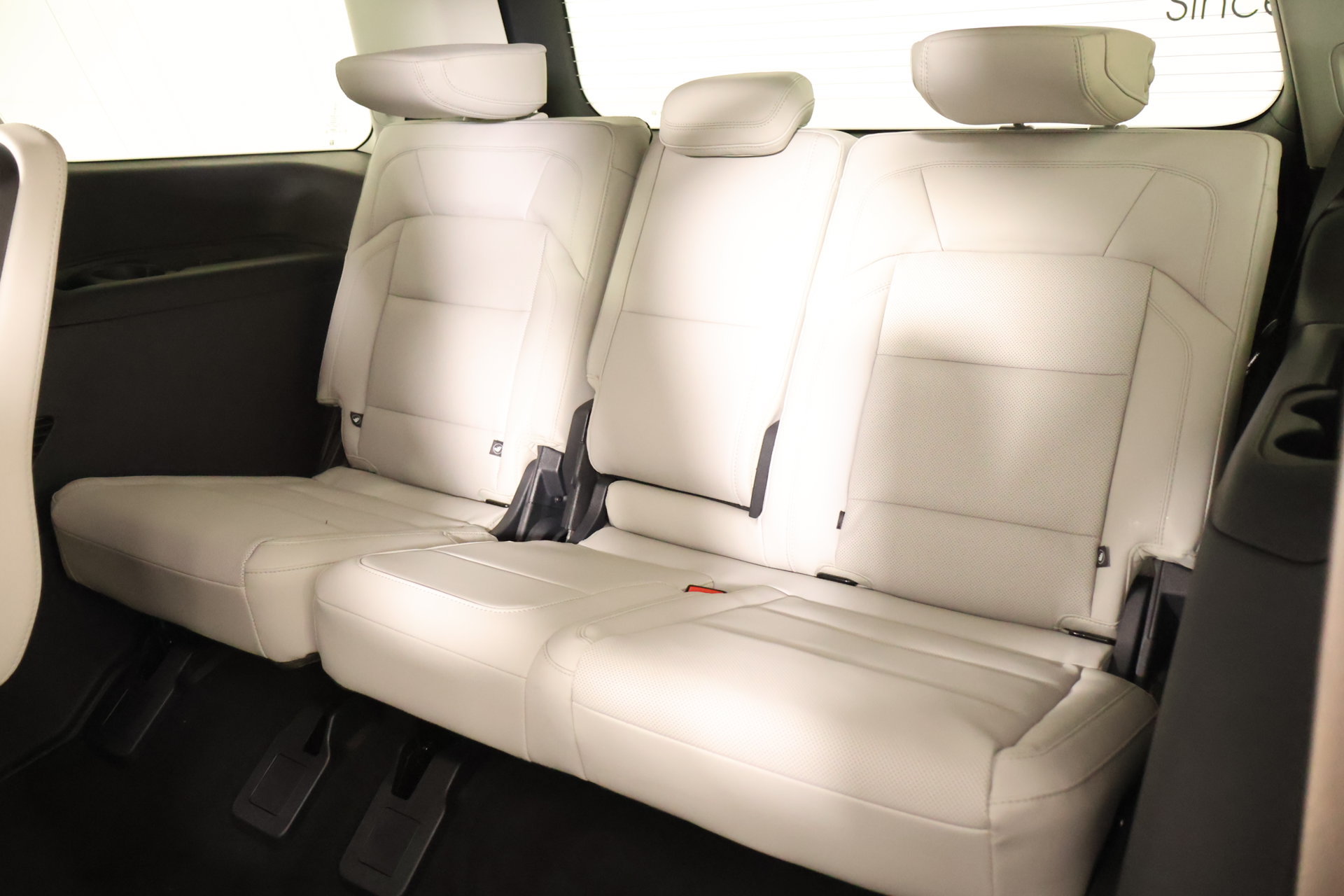 New 2026 Lincoln Navigator Premiere AWD/4WD image 14