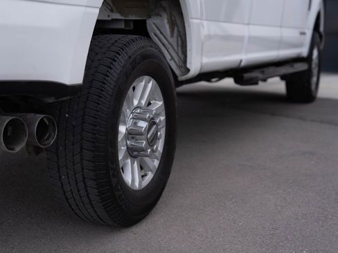 Used 2017 Ford F350 XLT w/ XLT Value Package AWD/4WD image 9