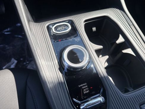 New 2026 Jeep Cherokee Overland image 15