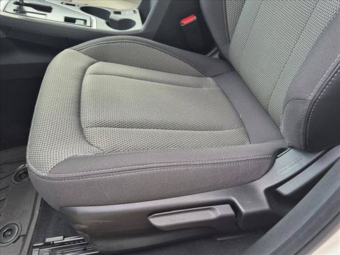 Used 2024 Subaru Crosstrek 2.0i Premium AWD/4WD image 16
