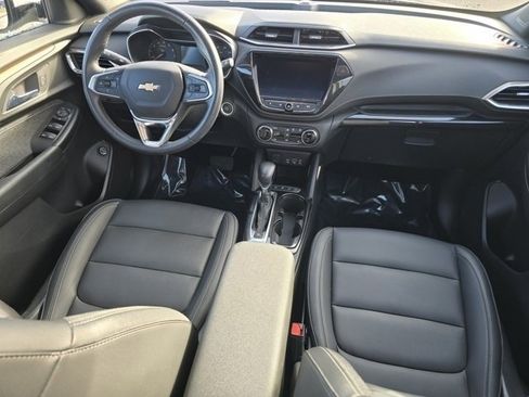 Used 2021 Chevrolet TrailBlazer ACTIV w/ Sun and Liftgate Package image 35