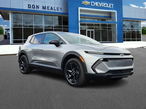 New 2026 Chevrolet Equinox EV LT image 1