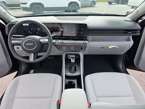 New 2026 Hyundai Kona SE image 17