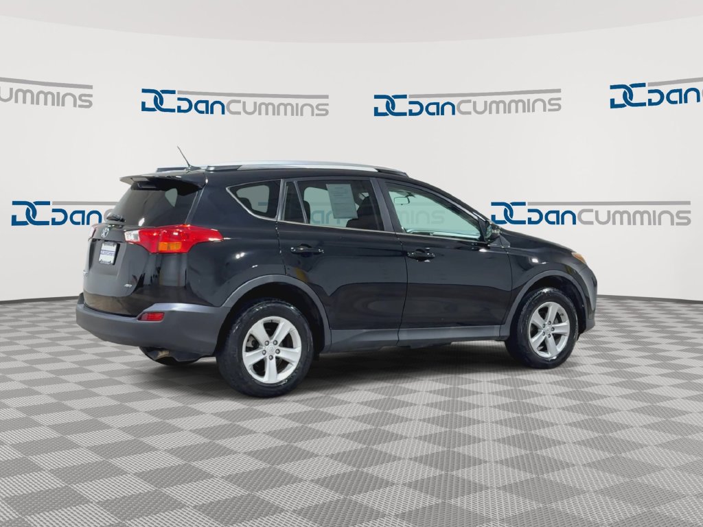 Used 2014 Toyota RAV4 XLE AWD/4WD image 8