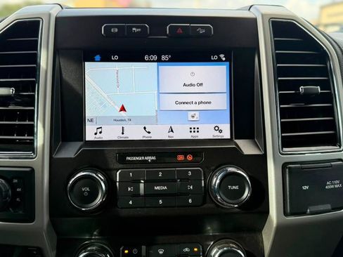 Used 2019 Ford F250 Lariat w/ Lariat Ultimate Package AWD/4WD image 14