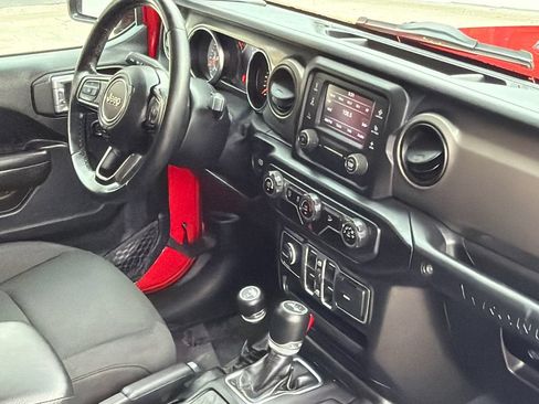 Used 2020 Jeep Wrangler Unlimited Sport S AWD/4WD image 8
