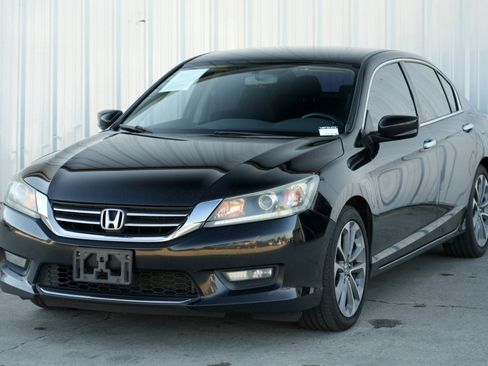 Used 2015 Honda Accord Sport image 40