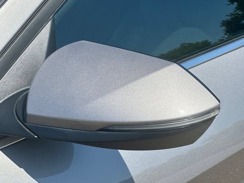 Used 2023 Hyundai Elantra Limited FWD image 52