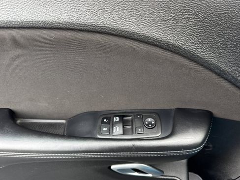 Used 2023 Dodge Challenger SXT w/ Blacktop Package image 11