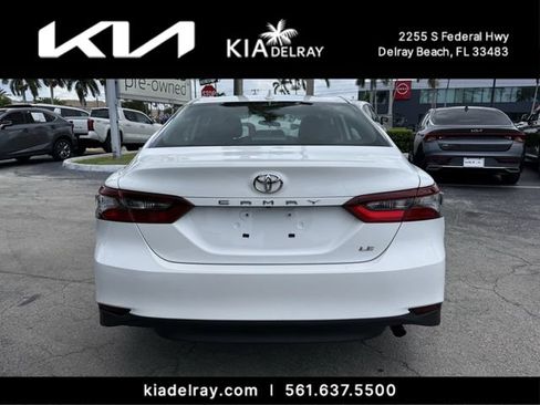 Used 2024 Toyota Camry LE FWD image 4