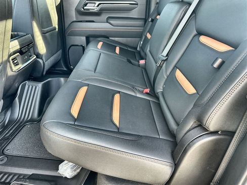 New 2026 GMC Sierra 1500 AT4 w/ AT4 Premium Package image 16