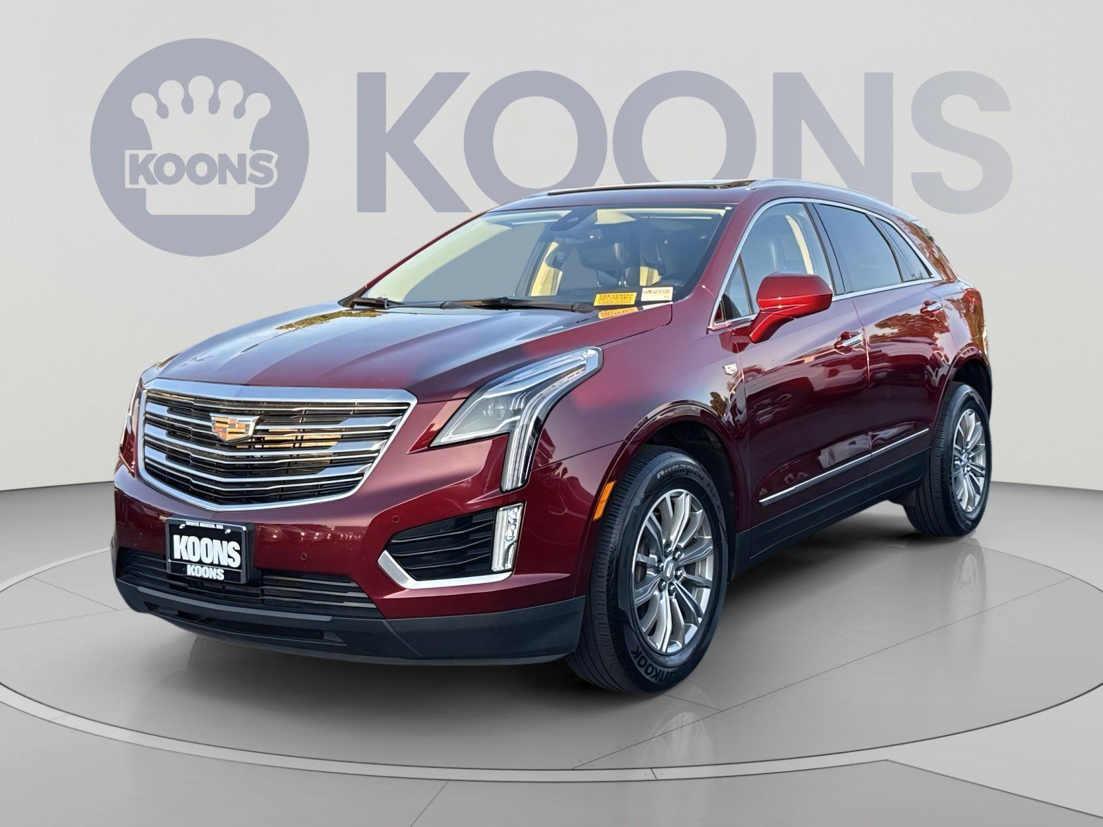 Used 2018 Cadillac XT5 Luxury w/ Driver Awareness Package AWD/4WD image 1