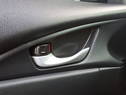Used 2020 Honda Civic LX image 16