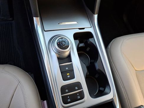 Used 2021 Ford Explorer Limited w/ Equipment Group 301A image 32