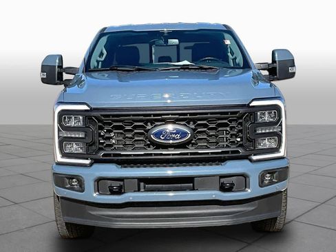 Used 2023 Ford F250 Lariat w/ Lariat Ultimate Package AWD/4WD image 4
