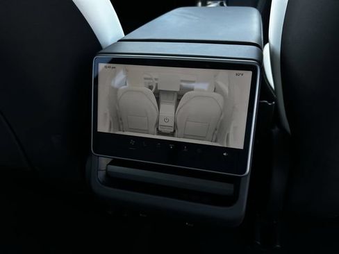 Used 2025 Tesla Model 3 Long Range RWD image 29