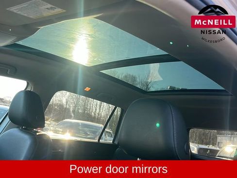 Used 2019 Volkswagen Atlas SE image 19