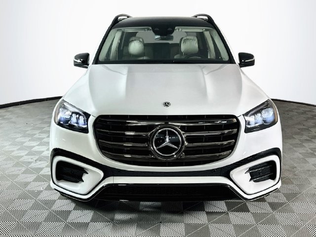 New 2026 Mercedes-Benz GLS 450 4MATIC image 2