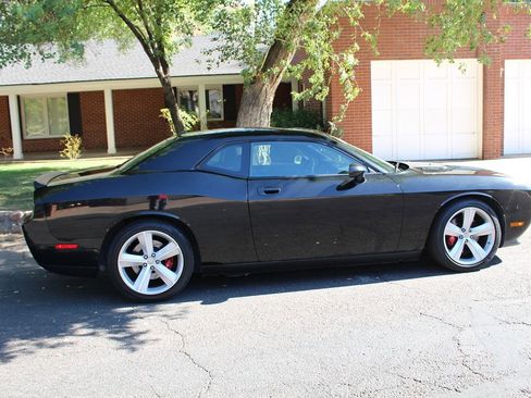 Used 2008 Dodge Challenger SRT8 image 3