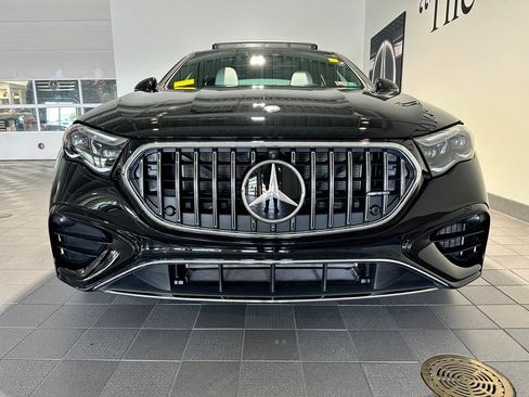 Used 2026 Mercedes-Benz E 53 AMG e 4MATIC Sedan image 2