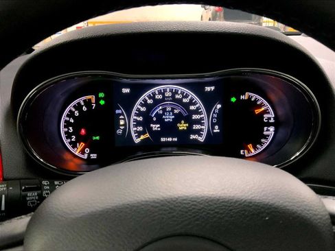 Used 2021 Jeep Grand Cherokee Laredo X AWD/4WD image 29