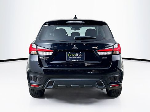 Used 2025 Mitsubishi Outlander Sport LE AWD/4WD image 7