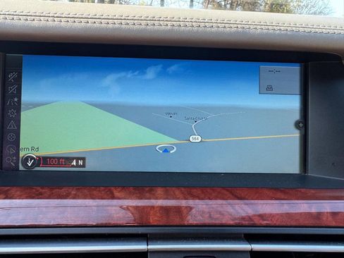 Used 2012 BMW ALPINA B7 xDrive LWB w/ Luxury Rear Seating Pkg image 27