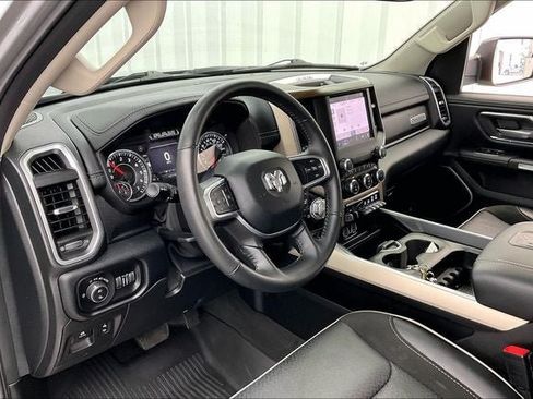 Used 2022 RAM 1500 Laramie AWD/4WD image 16