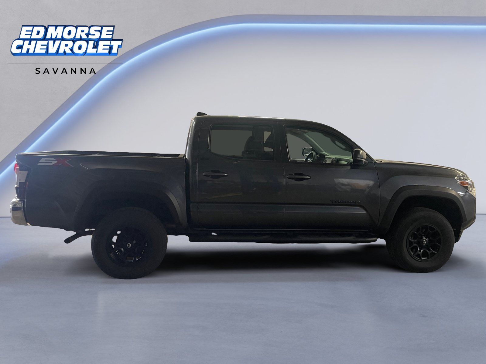 Used 2023 Toyota Tacoma SR5 AWD/4WD image 6