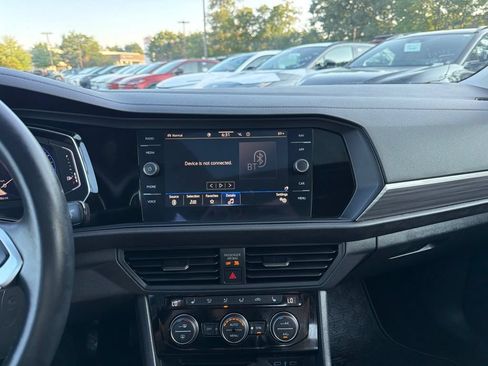 Used 2023 Volkswagen Jetta SEL FWD image 21