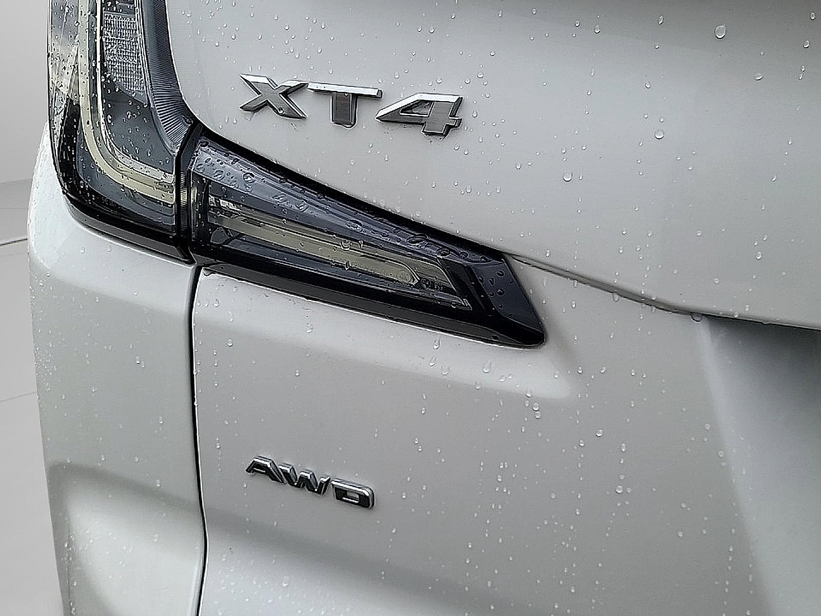 Used 2023 Cadillac XT4 Sport AWD/4WD image 8