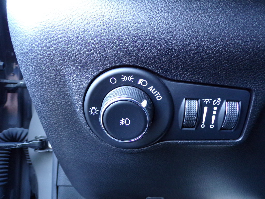 Used 2023 Jeep Compass Limited AWD/4WD image 21