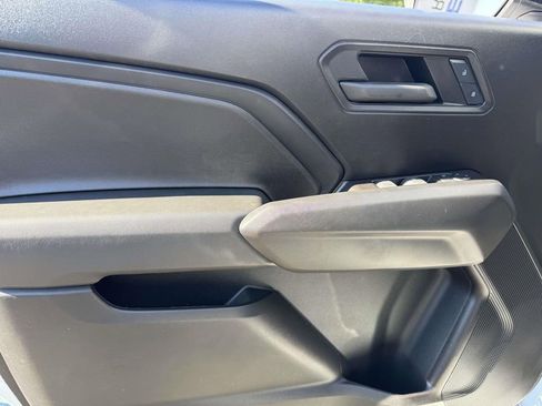 Used 2024 Chevrolet Colorado Trail Boss w/ Technology Package AWD/4WD image 19