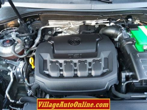Used 2020 Volkswagen Tiguan SE R-Line image 46