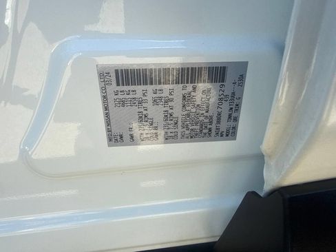 Used 2024 Nissan Rogue SV AWD/4WD image 30