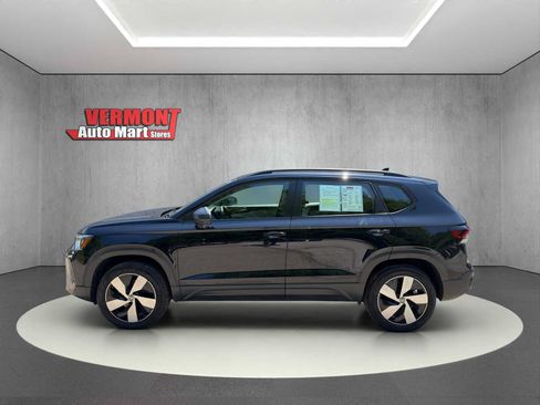 Used 2025 Volkswagen Taos S AWD/4WD image 5