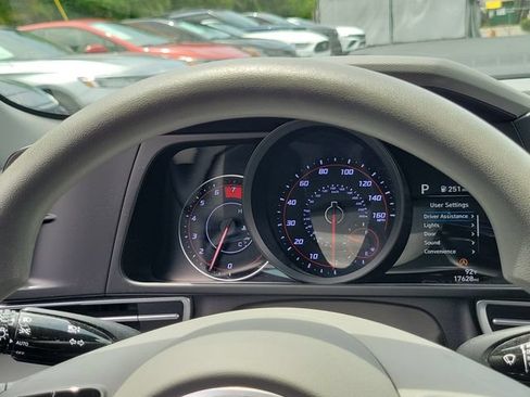 Certified 2023 Hyundai Elantra SE FWD image 24
