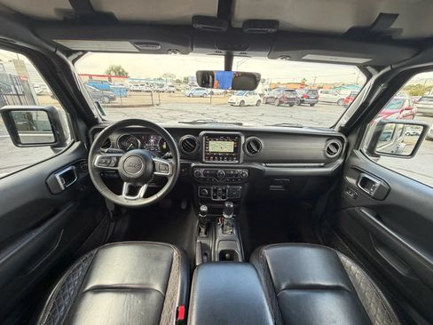 Used 2023 Jeep Wrangler Unlimited Sahara AWD/4WD image 20