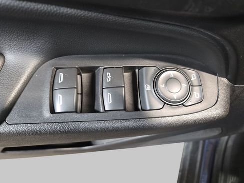 Used 2019 Chevrolet Equinox LT image 31