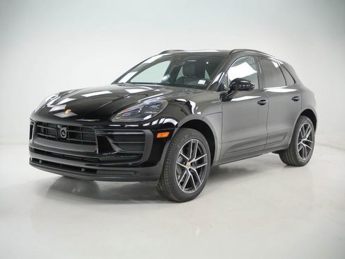 Used 2026 Porsche Macan AWD/4WD image 61