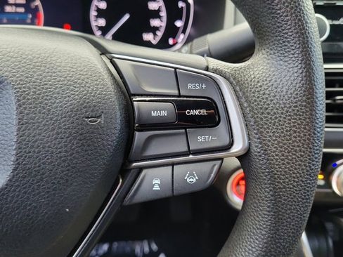 Used 2019 Honda Accord LX image 12