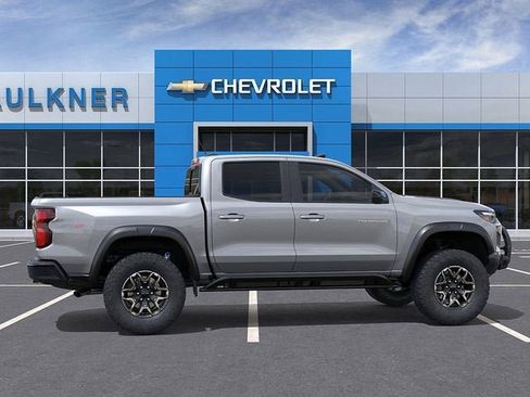 New 2025 Chevrolet Colorado ZR2 w/ Off-Road Front Bumper Package AWD/4WD image 5