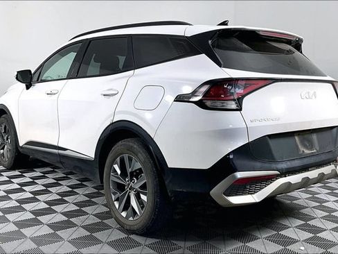 Used 2023 Kia Sportage SX AWD/4WD image 2